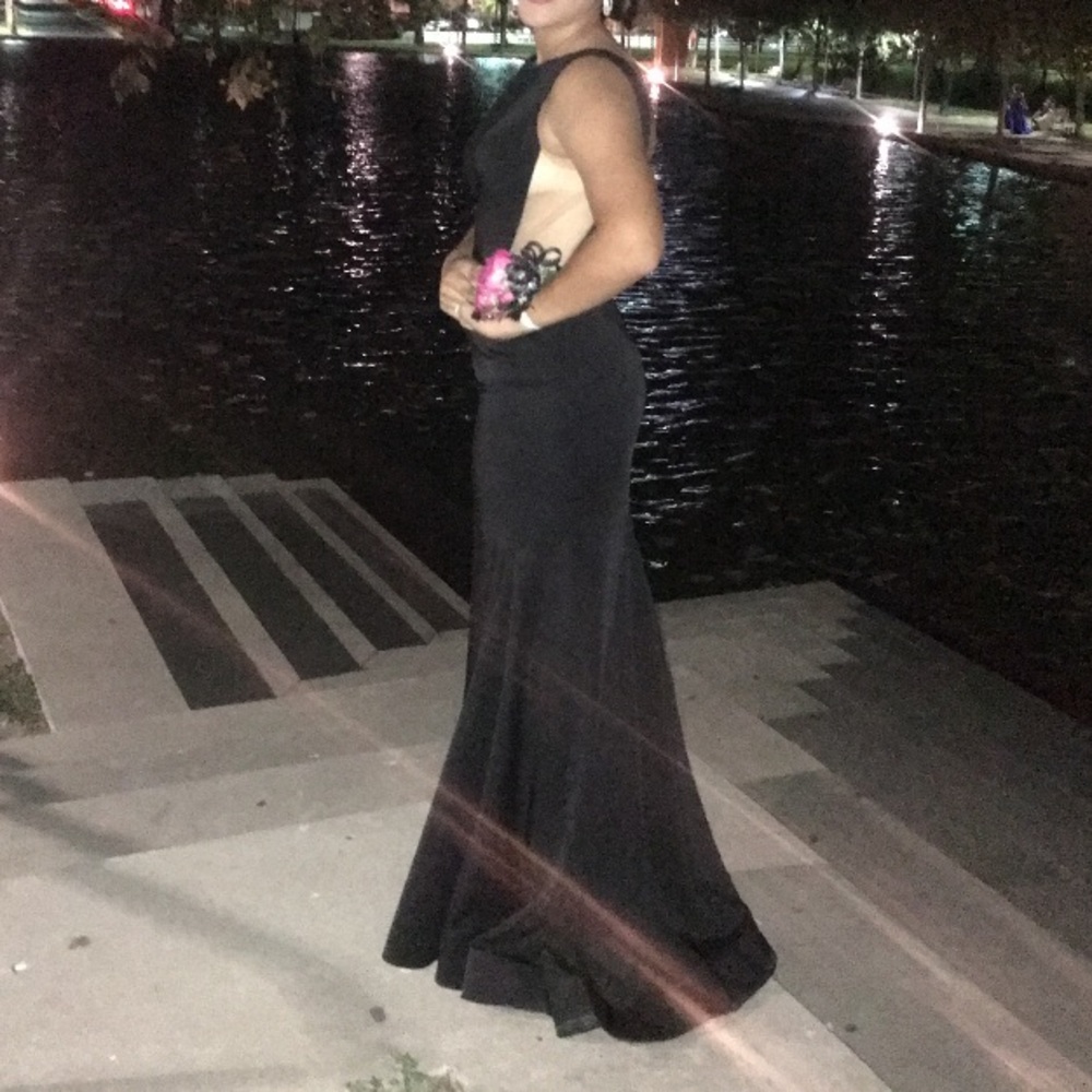 Black Prom dress